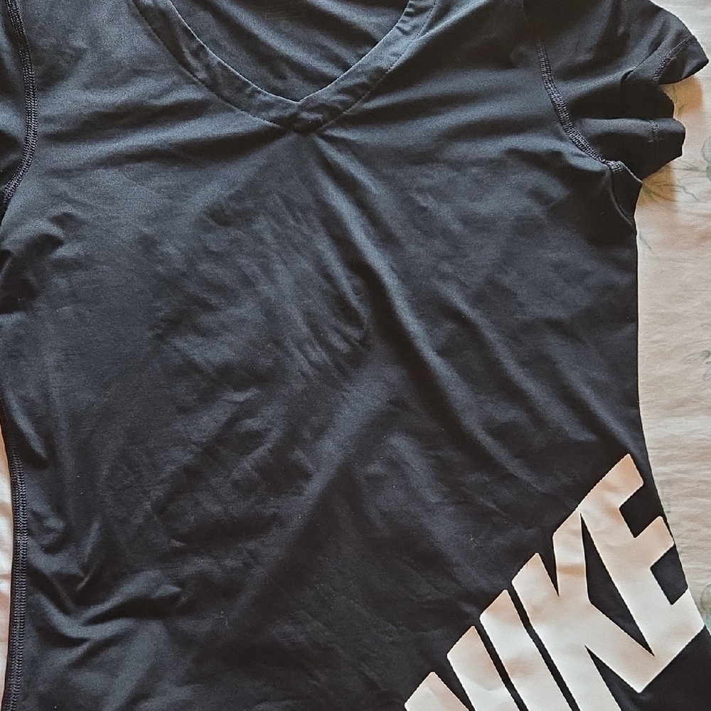 Nike Black Short Sleeve Tee Athletic Performance